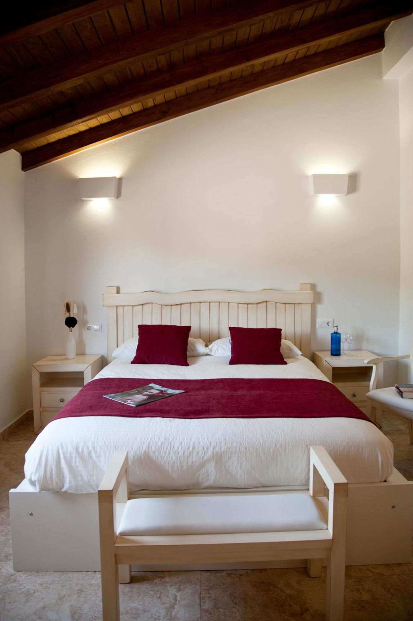 Arohaz Hotel & Restaurante 2*